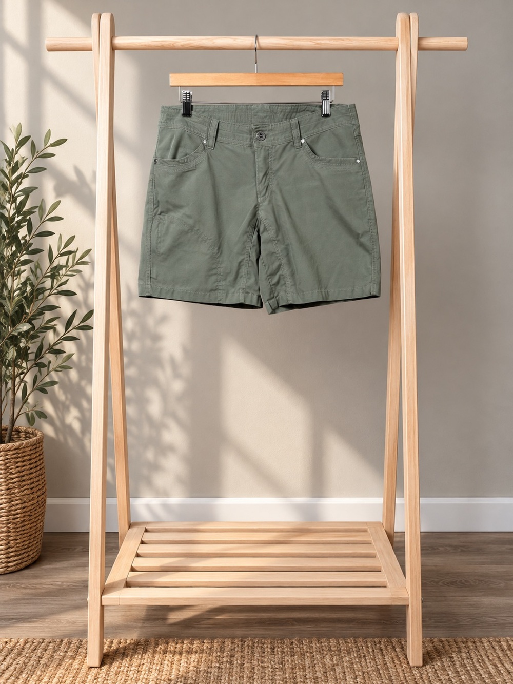 KÜHL Spire Hiking Shorts Olive Green Stretch Outdoor Utility Size 10